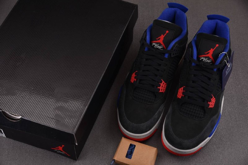 Sneakers|Drozd