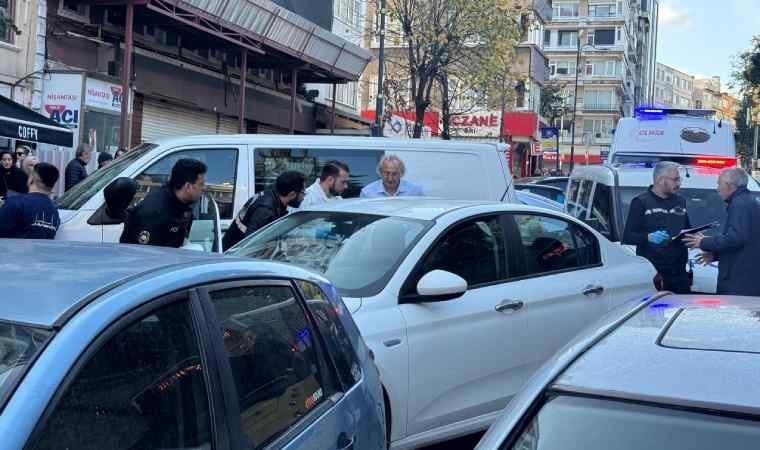 Şişli'de, bir şahıs park halindeki otomobilde …