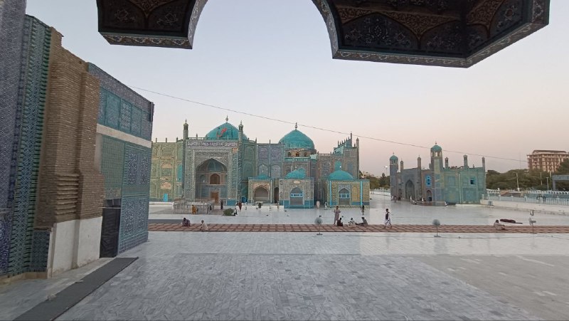 نقطه (حسین سلیمان‌پور)