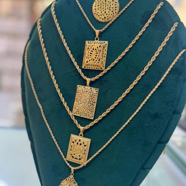 الملابس الداخلية والجوارب ( Hassane )