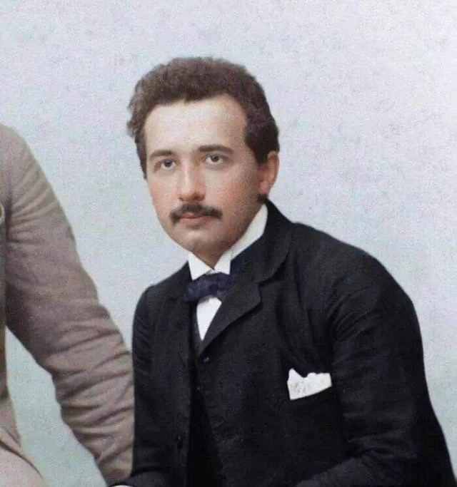 El joven Albert Einstein. Suiza, 1903.