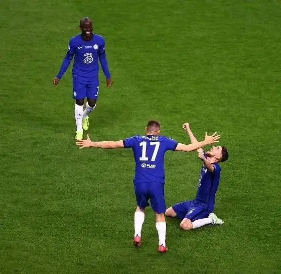 Kante. Jorginho. Kovacic.