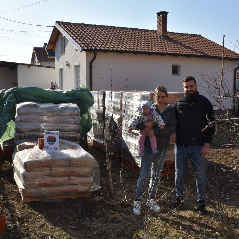 ***✅******🇷🇸*** Мала Емилија Ничић из Грачанице …