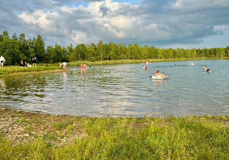 ***💧*****Только биробиджанские водоемы покрылись первым льдом, …