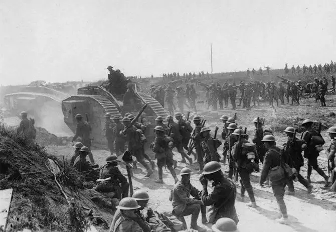 The Entente offensive at Bapes, France, …