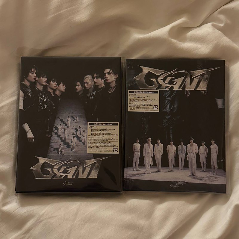 Selling Giant album ver A + …