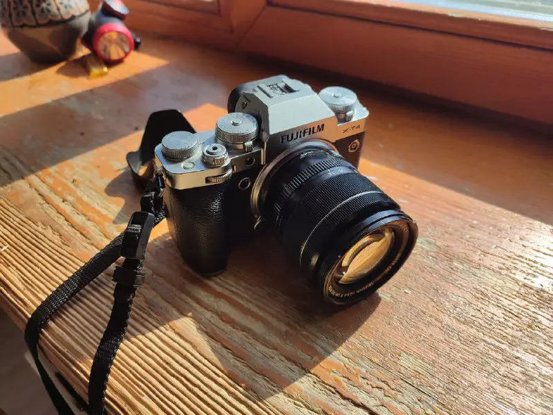 срочно продаю камеру Fujifilm xt4 kit …