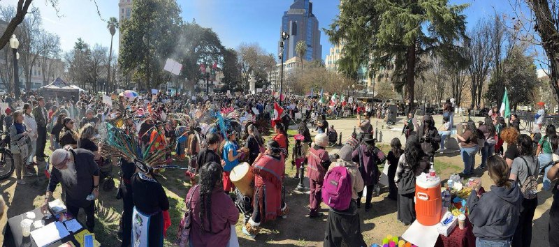 300 people at anti-ICE rally in …