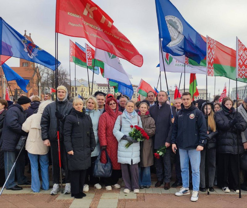 ***🇧🇾***День Октябрьской революции отмечают в Минске