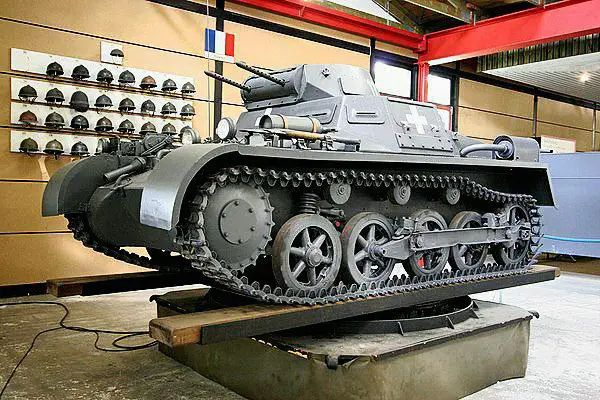 ***?***پانتسرکمپف‌واگن (panzer IV)