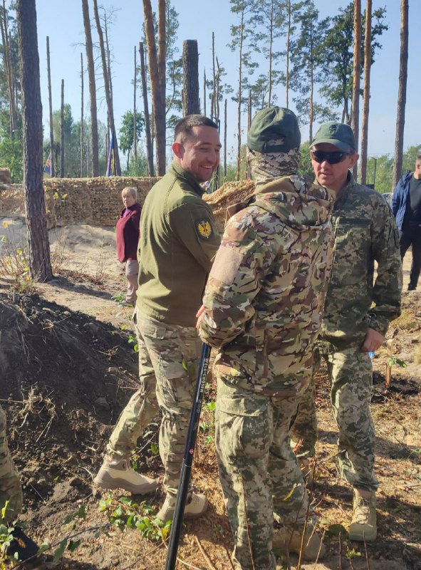 Валанцёрскі цэнтр «Сустрэча»