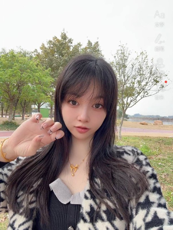 苏小小