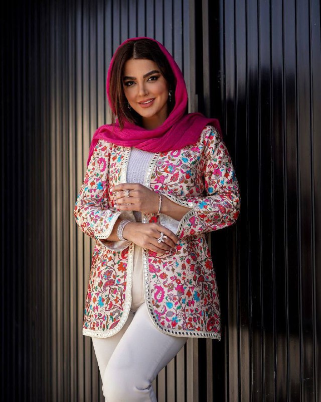 اگه دنبال يه گالري هستين كه …