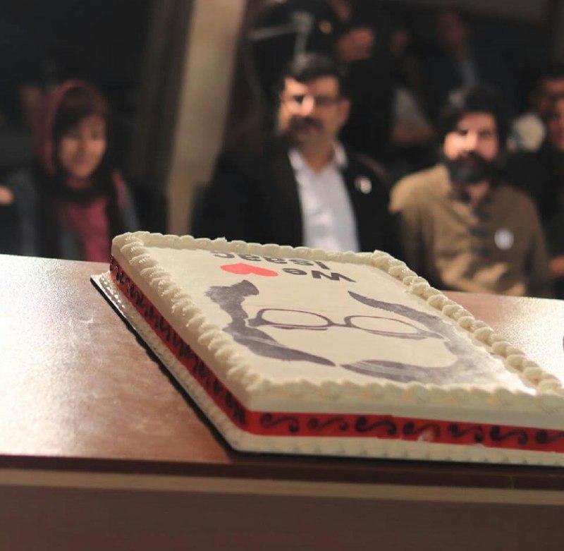 ***📣*** دکتر آیزاک آسیموف نویسنده روسی …