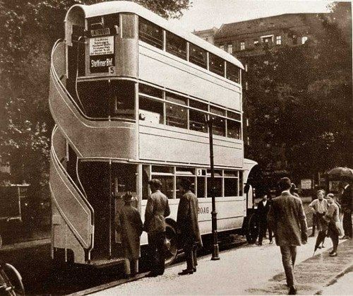 **Uch qavatli avtobus. Germaniya, 1926-yil.**