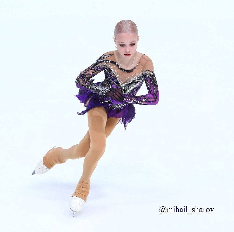 Elena Kostyleva figure skater