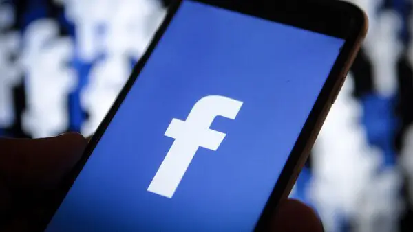 ***👉*** Former Facebook Worker Says Facebook Secretly Drained User's Phone Batteries