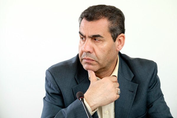 دکتر حسین خلیلی مرد کارشناس رسمی …