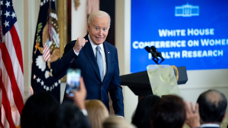 [**Grâce présidentielle aux États-Unis : Biden …