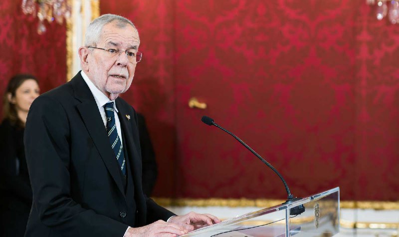 Petition gegen Van der Bellen steht …