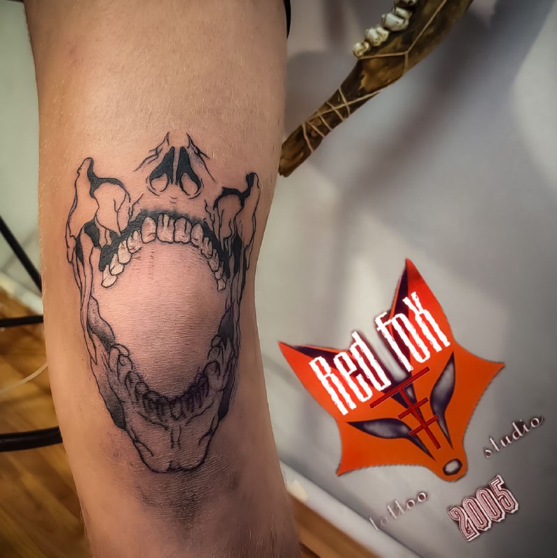 Tattoo studio Red foX***🦊***