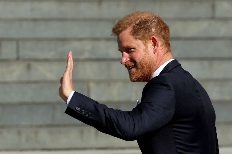[Prince Harry accused of 'obfuscation' in lawsuit against Murdoch papers](https://www.thestar.com.my/news/world/2024/06/27/prince-harry-accused-of-039obfuscation039-in-lawsuit-against-murdoch-papers?utm_medium=socmed&amp;utm_source=TG)