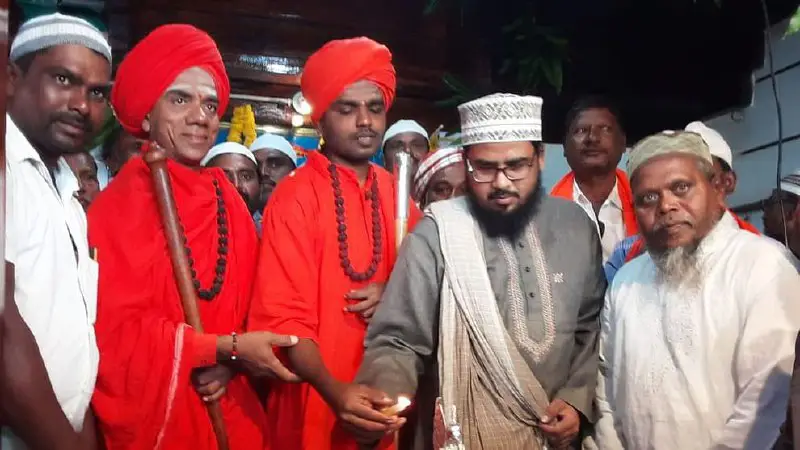 Swamiji inaugurated the mosque; Passionate Hindu-[#Muslims](?q=%23Muslims)