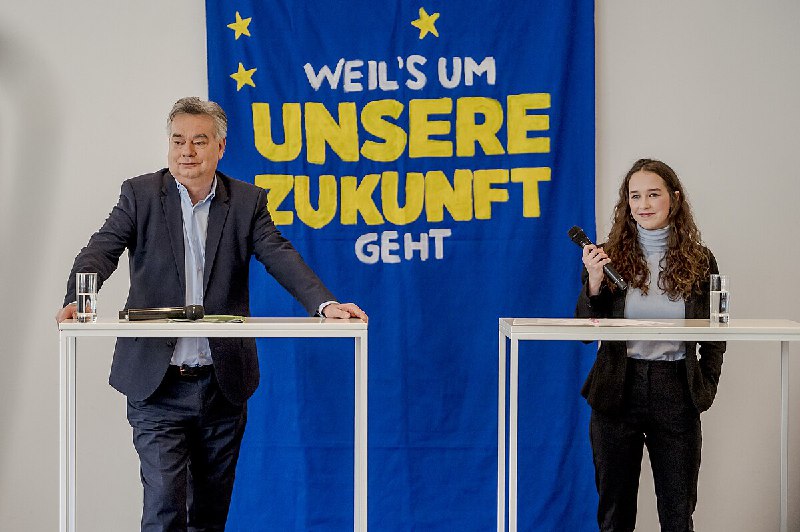 Es war (von der Präsidentenwahl abgesehen) die erste bundesweite Wahl in Österreich seit 2019. Seither ist viel passiert, darüber brauchen …