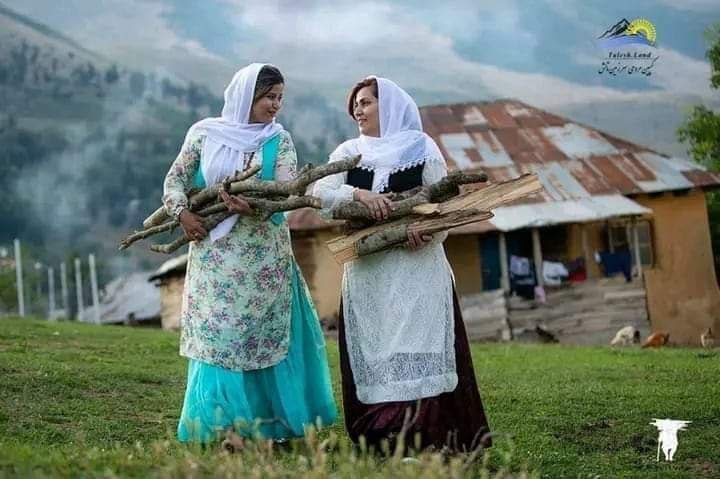 Talış qadınlarının geyimi