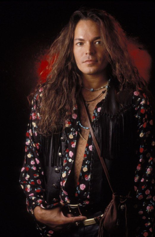 **Ray Gillen** (12 de maio de …