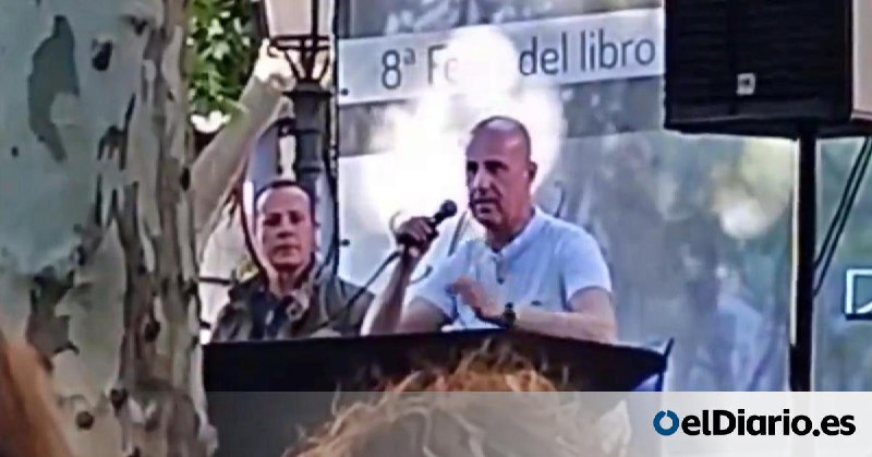 "Nuestra civilización no es dirigida por humanos": conspiranoia en una feria del libro del Ayuntamiento de Madrid | Somos Madrid
