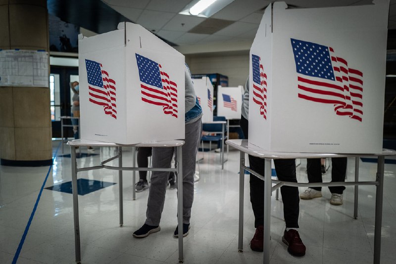 [​](https://trendingpoliticsnews.com/wp-content/uploads/2024/10/50563648493_8f05d7cf6e_b.jpg)**Minnesota Election Judge Arrested, Accused Of …