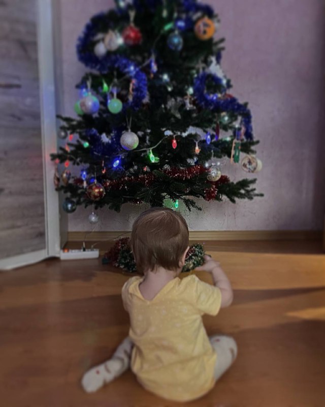 С новым годом ***🎄***друзья