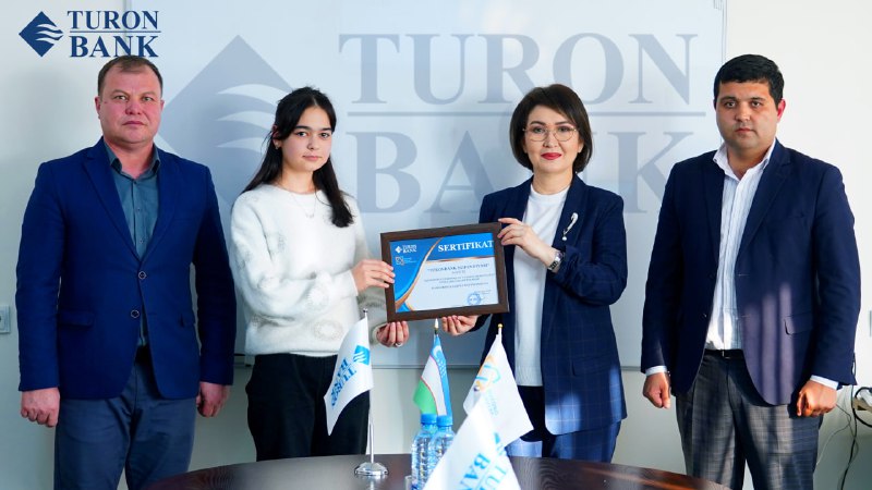 TuronBank|Team