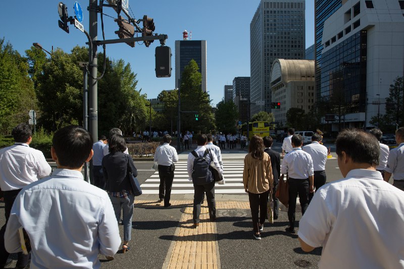 [動搖日本國本的「黑霞關」危機：最菁英的國家公務員也爬不出集體過勞地獄](https://www.twreporter.org/a/overworked-civil-servant-kasumigaseki?utm_source=telegram&amp;utm_medium=message)