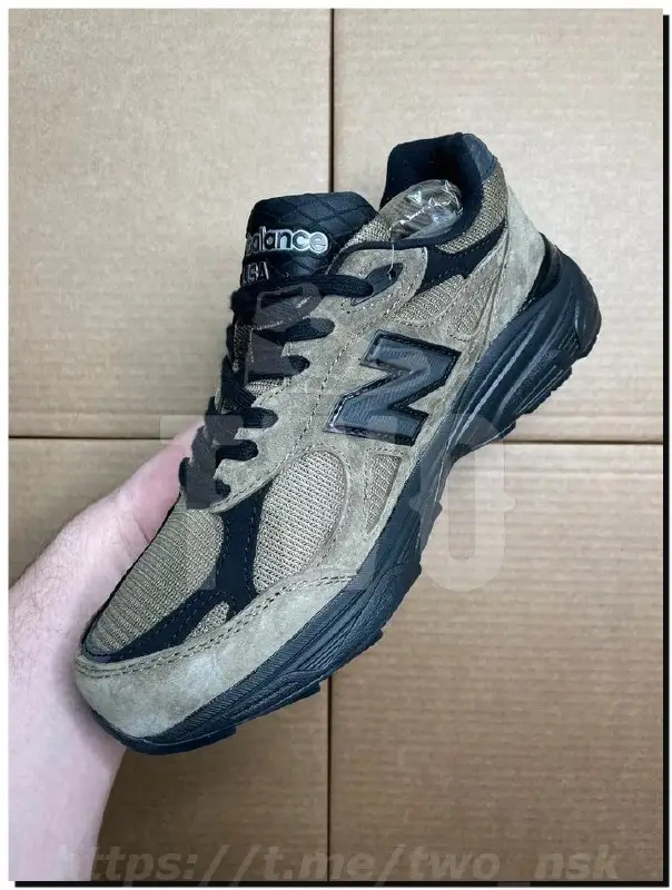 **New Balance 990v3** **x** **JJJJound**