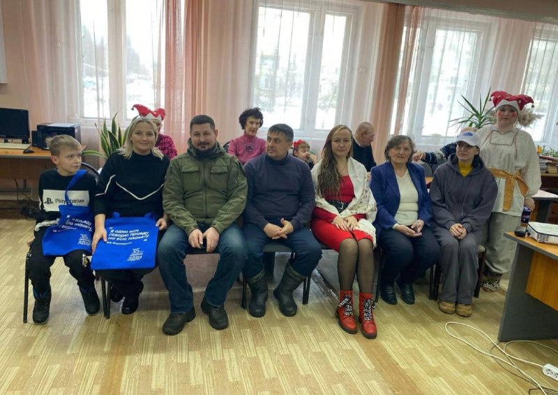 ***☀️***Депутат ЛДПР Алексей Захряпин с координаторами …