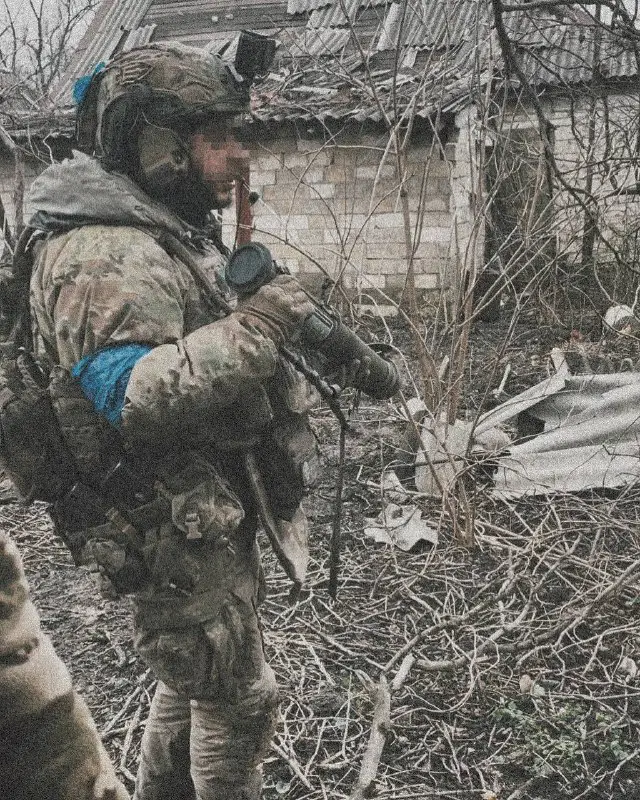 *****🌊*****[**Боєць**](https://www.instagram.com/kyiv_regime?igsh=MW1xNW93ZWxhZWswNg==) **3-тьої ОШБр Сухопутних військ ЗС …