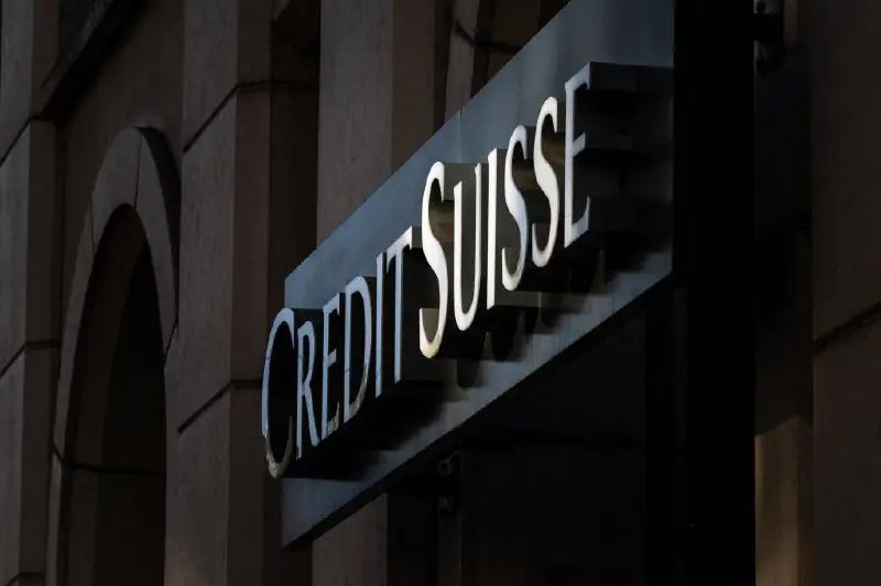 Svizzera ***🇨🇭***, **UBS acquisisce** **Credit Suisse** …