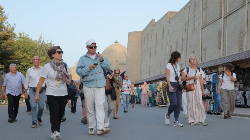 **Turizm mamlakat iqtisodiyotining muhim tayanchiga aylanmoqda**