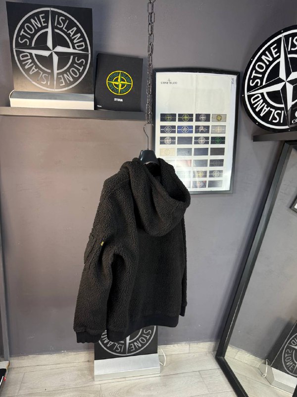 STONE ISLAND / Вадим Шмоткин