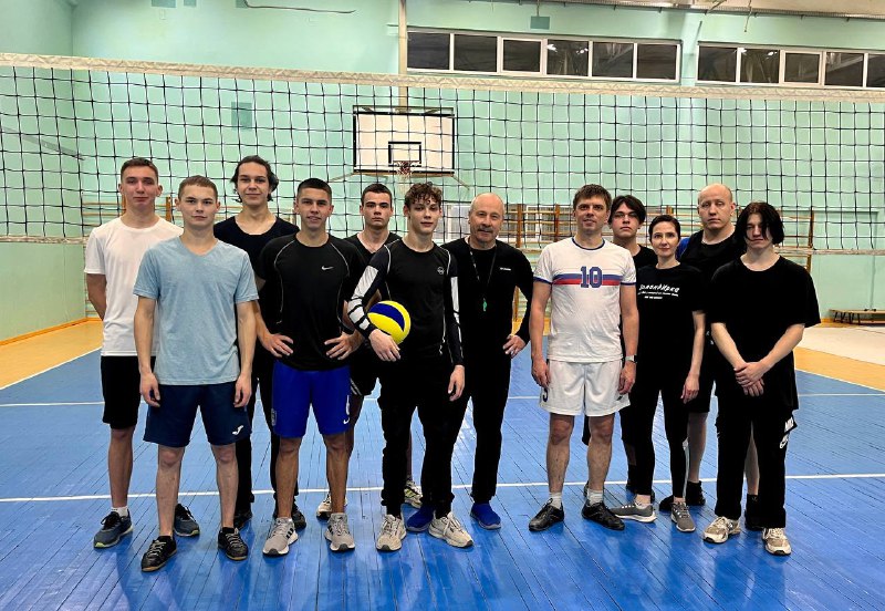 ***🏐***Приятно завершить рабочую неделю игрой в …