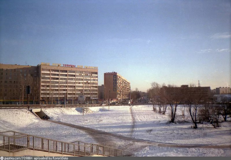 Въезд в город Реутов ул. Победы …