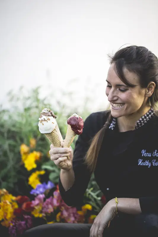 No quiero robaros mucho tiempo, pero quería volver a recordaros el TALLER ONLINE GRATIS DE HELADOS SALUDABLES ***😊***