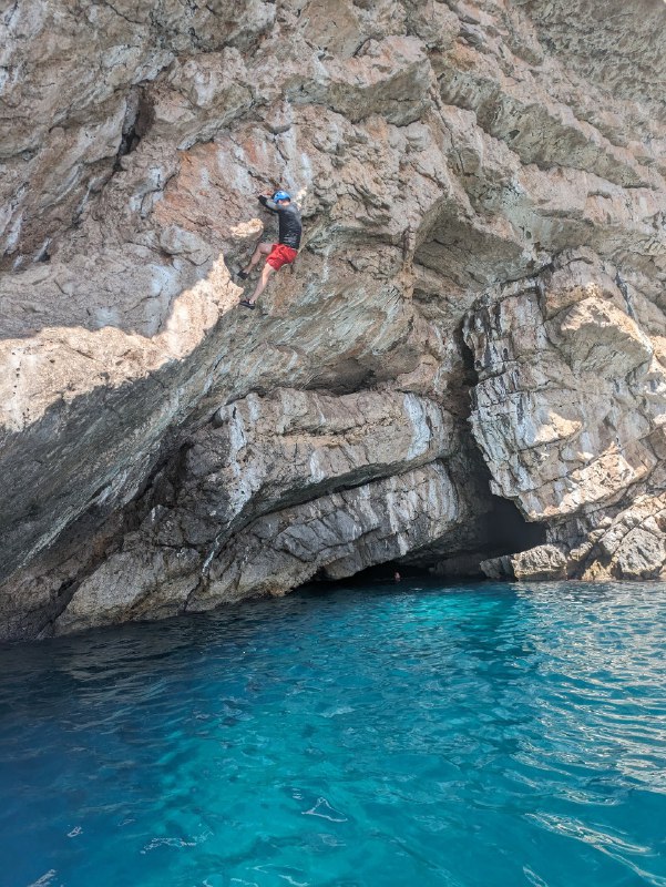 Vertical Ventures Montenegro/\🧗‍♀