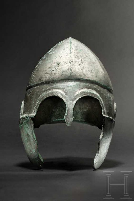 Хальцидный шлем, тип V, начало 4-го века до нашей эры