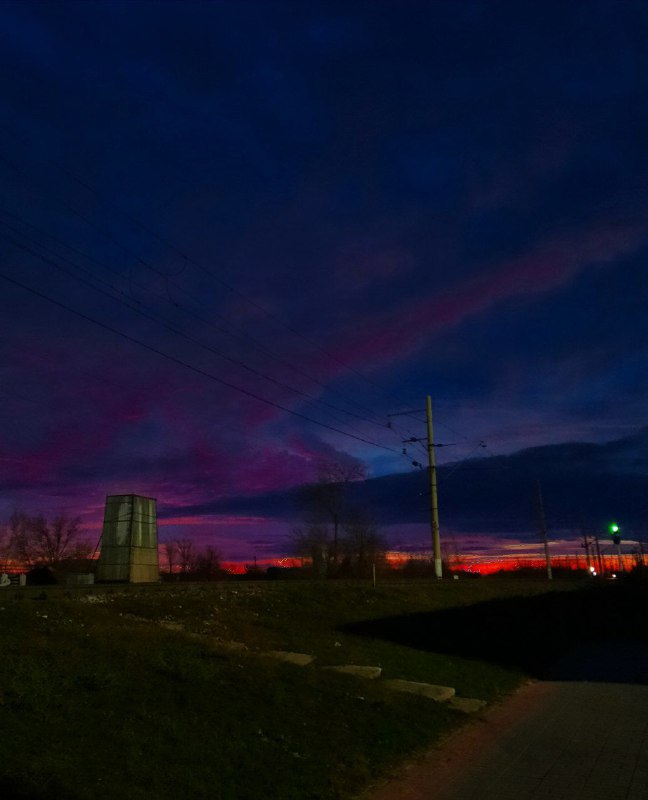 insanely beautiful sky.***⭐***