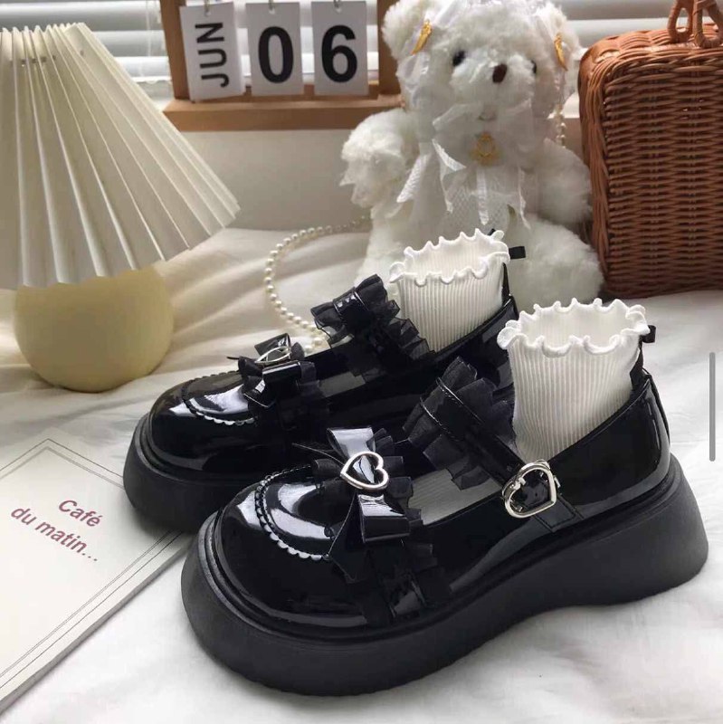 Heart shape Shoes***?******?*** **ကြည့်လိုက်တာနဲ့တင်အရမ်းကိုချစ်ဖို့ကောင်းနေတာနော်*****?******?*****မင်မင့်သဲလေးတွေကြိုက်ရင် အမြန်လာမှာလိုက်တော့နော်** ***?*** …