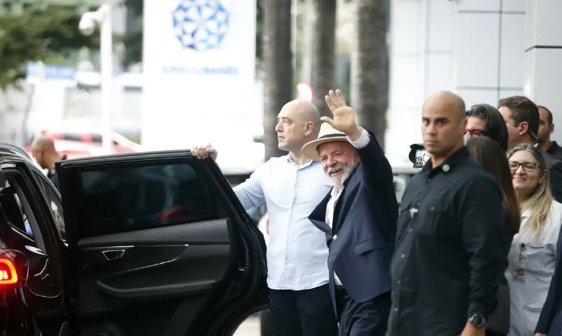 Lula tem alta do hospital: ”Eu …