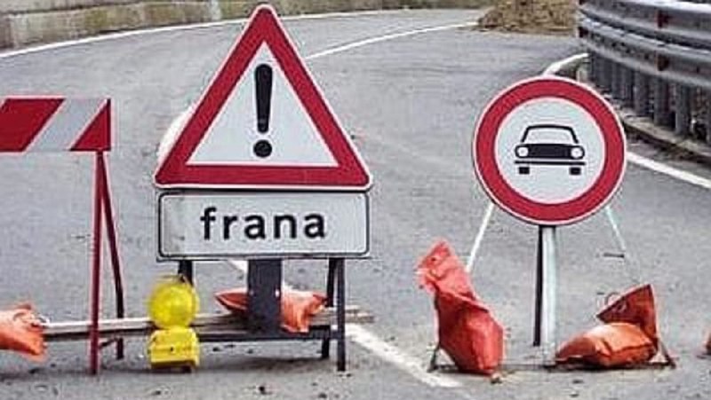 Maltempo, chiusa per una frana a …
